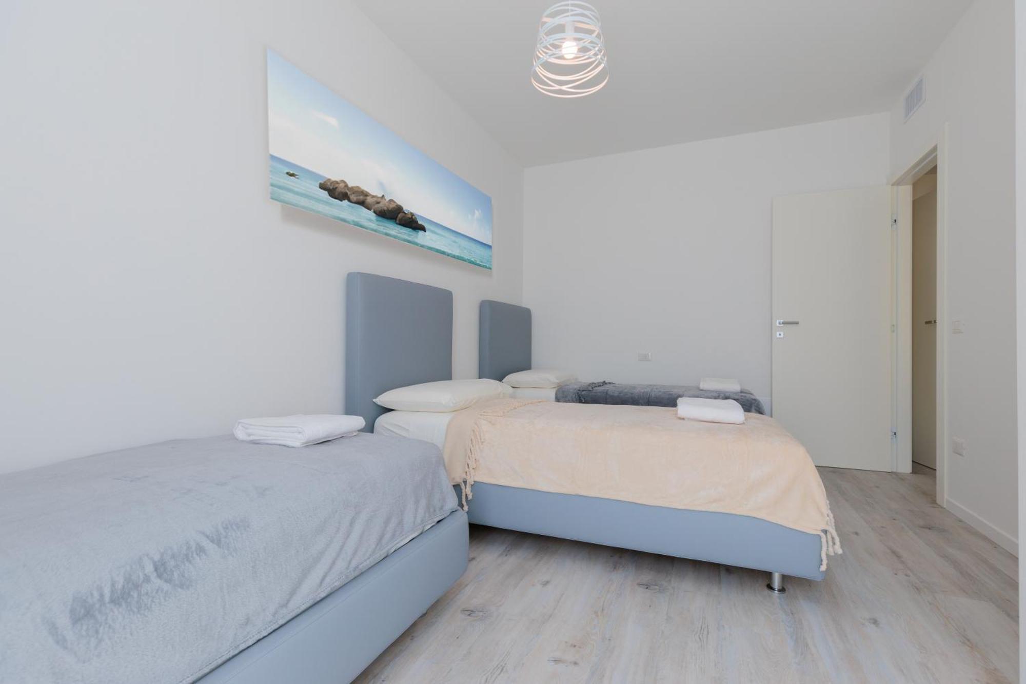 Wave Island! Luxury Resort A Jesolo - Piscina E Park Free! المظهر الخارجي الصورة